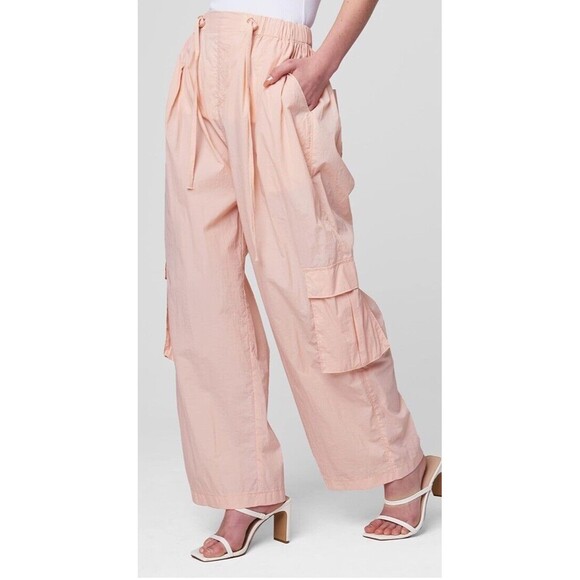 Blank NYC Pants - blank NYC parachute, cargo pants, pink peach size large